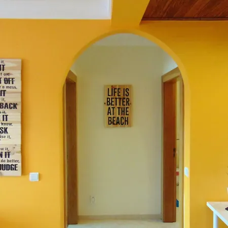 Beach Bay Apartment